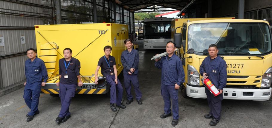 Airport vehicle maintenance services